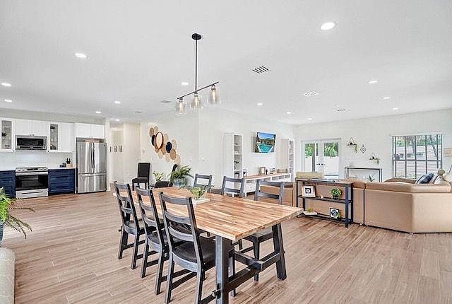 1st image of 2622 NE 27TH Avenue