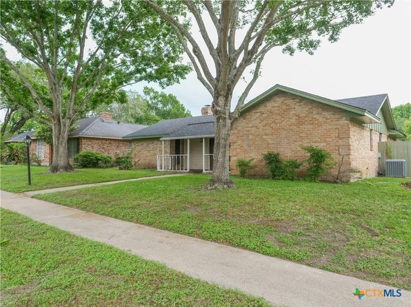 603 King Arthur St, Victoria, TX 77904