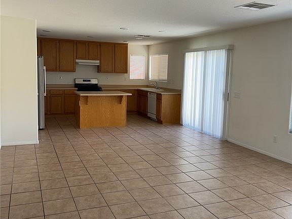 4th image of 11556 Aruba Beach Ave