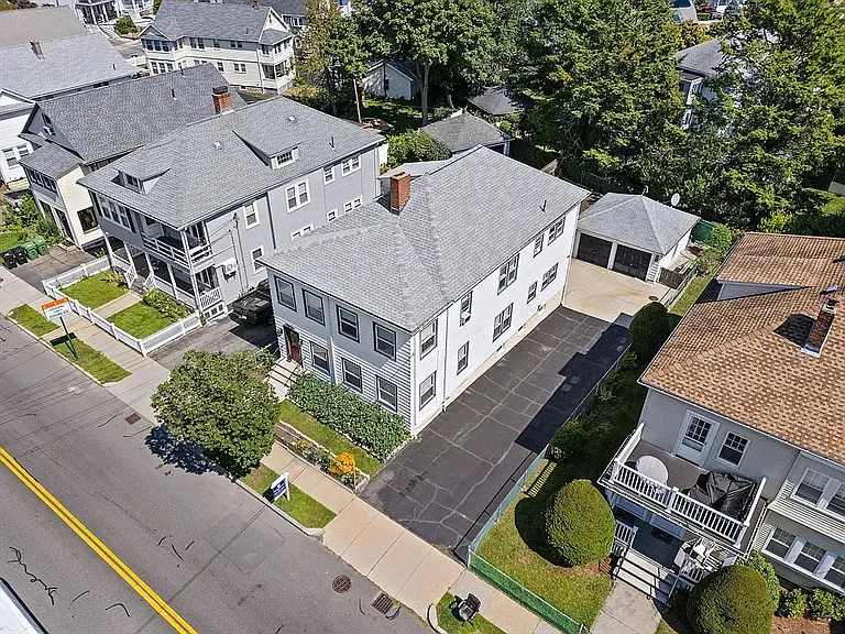 173 School St — Photo 24