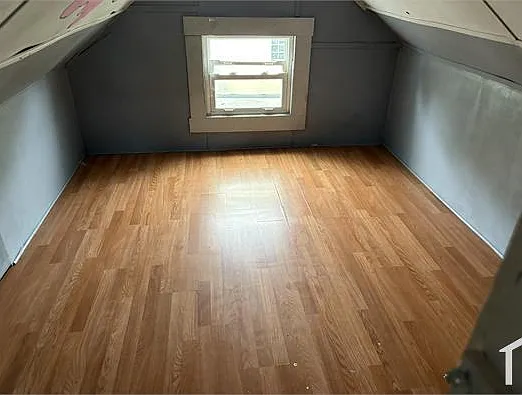 15 Crescent St — Photo 7