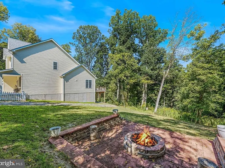 167 Hyde Park Ln — Photo 16