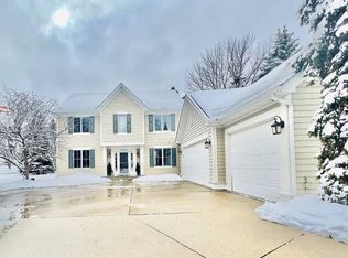 9979 Antrim Rd, Woodbury, MN 55125