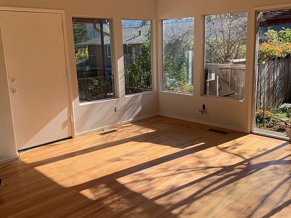 4th image of 635 1/2 San Benito Ave