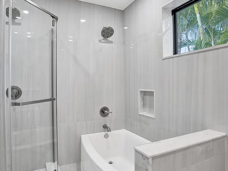 1250 SW 4th St — Photo 45