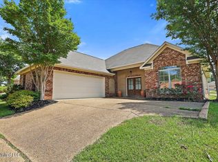 616 Huntington Dr, Brandon, MS 39047