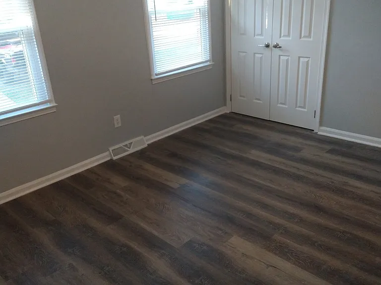 105 Plaza Oaks Rd #9 — Photo 8