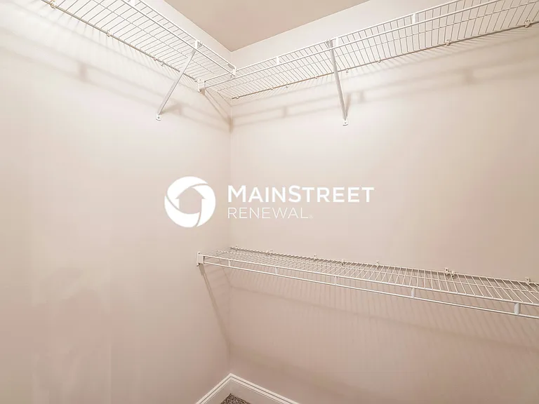 Walk In Closet