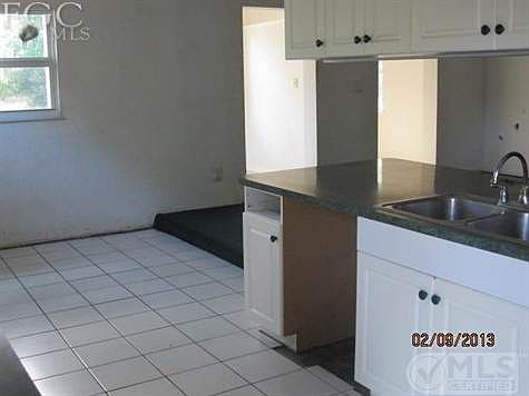 3rd image of 1123 Prospect Ave