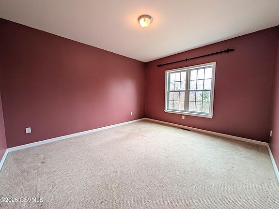 3rd image of 3 Walnut Rd