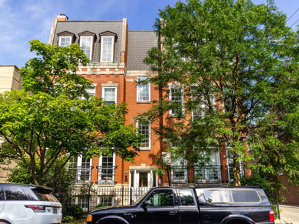 1st image of 1617 N Hermitage Ave APT 1N