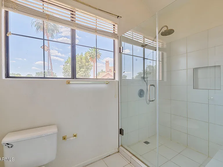 1001 N Pasadena St #61 — Photo 18