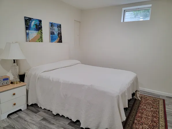 170 Burnlea Rd #Basement, Charles Town, WV 25414