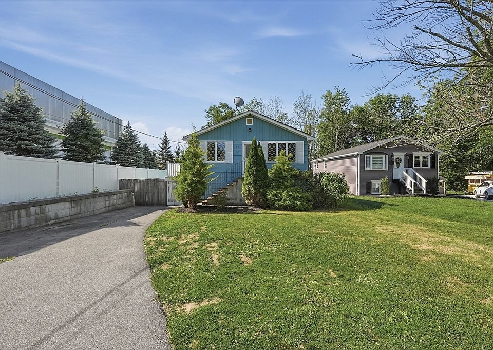 1st image of 22 Hayward Ave