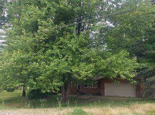 8207 N Deerfield Ave, Marshallville, OH 44645