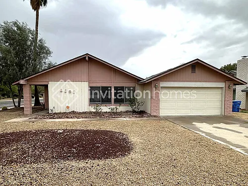 2301 W Waltann Ln Photo 1 2301 W Waltann Ln Photo 1