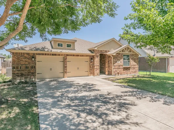 556 Magnolia Pkwy, Benbrook, TX 76126