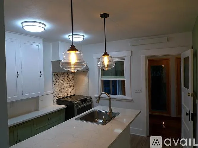4523 SW Stevens St Unit A — Photo 4