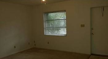 3rd image of 409 New York Ave