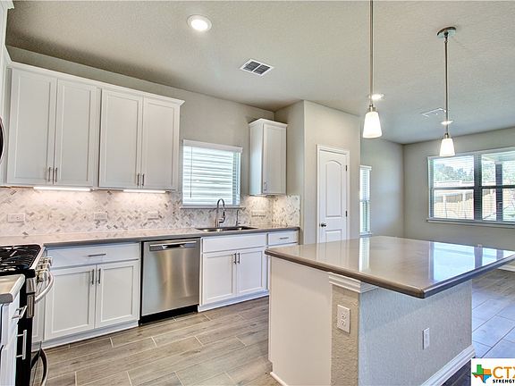 4th image of 2066 Flametree Ave