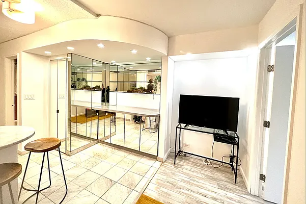 Rented by Direct Properties New York | media 8