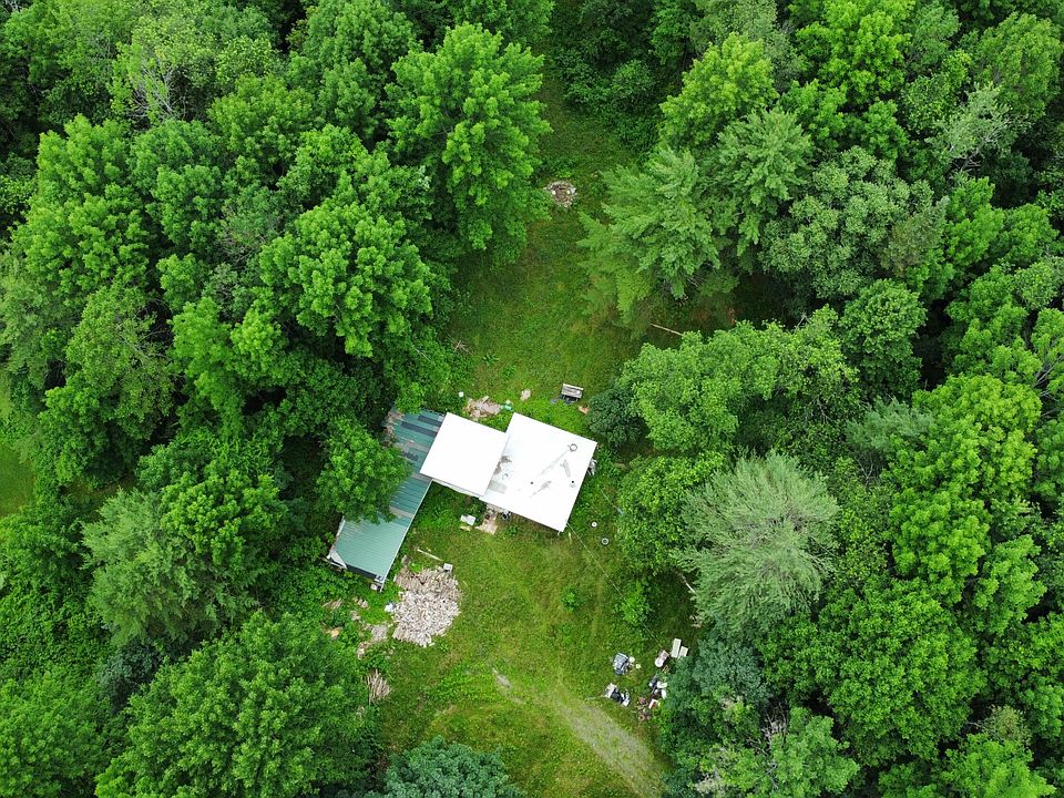 2nd image of 132 Airport Road