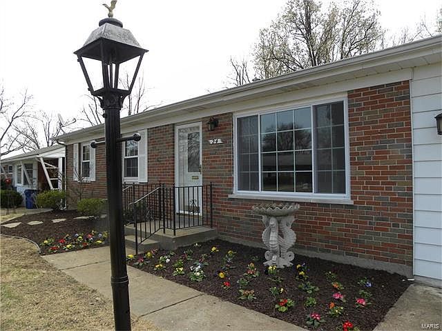 1st image of 24 Armat Ct