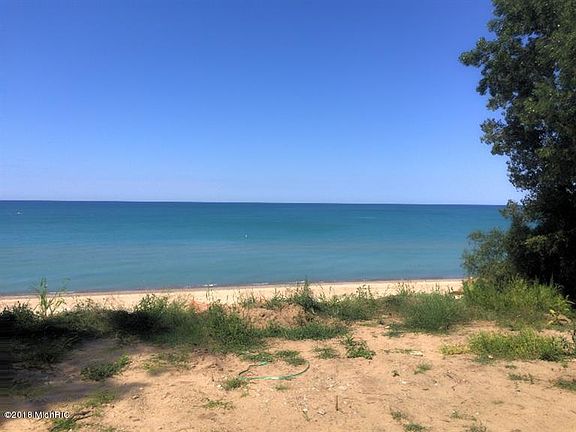 3rd image of 2308 Lake Shore Dr
