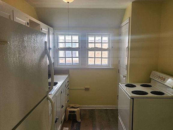 5th image of 1629 W Decatur St