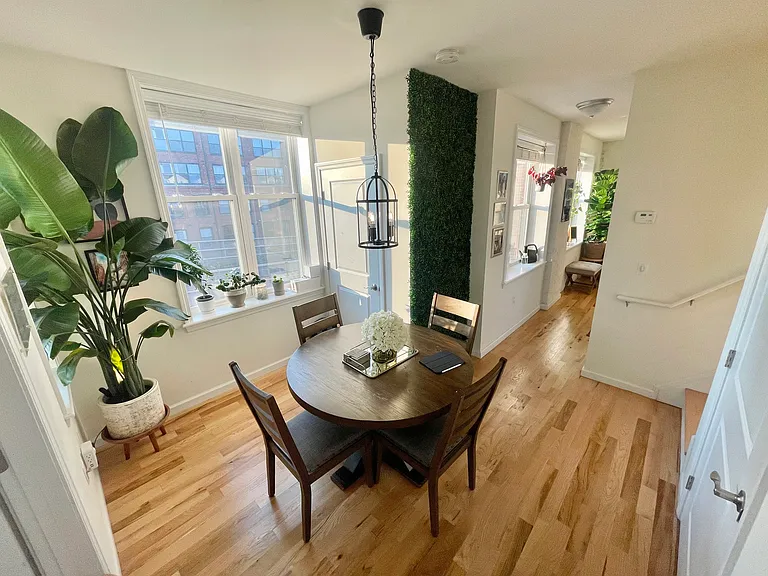 6 Riverside Dr #306 — Photo 2