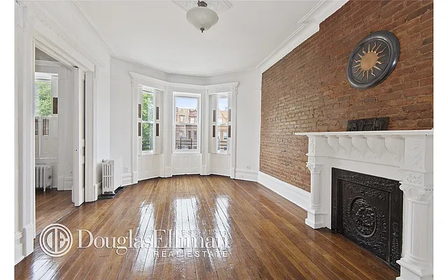 Rented by Douglas Elliman | media 8