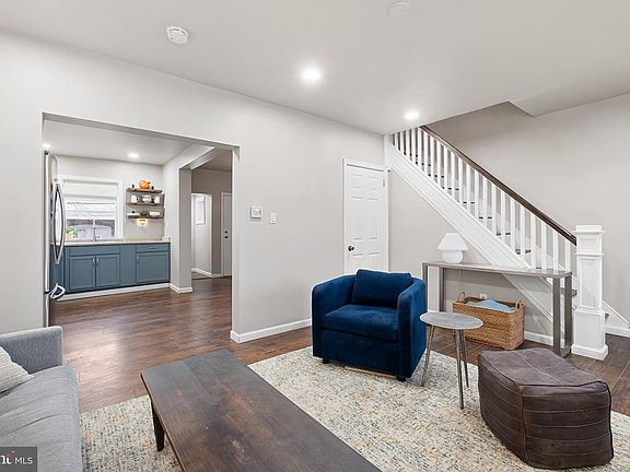 4th image of 516 W 30th St