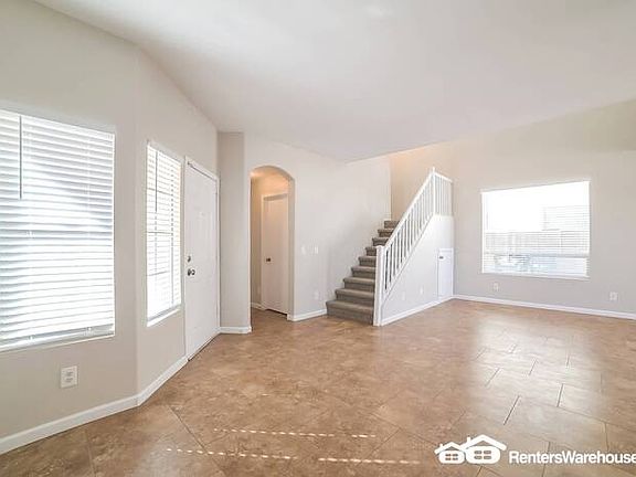 3rd image of 1521 S 113th Dr