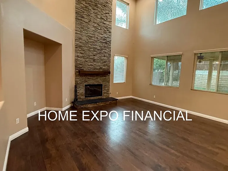 1456 Moonlight Dr — Photo 29
