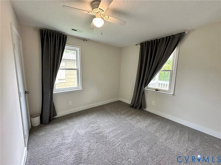 223 Witten St — Photo 11