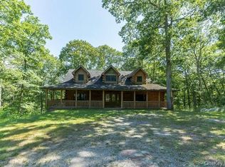 221 Ice Pond Rd, Brewster, NY 10509