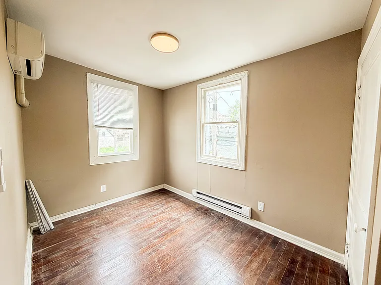 1717 N Talbott St #T8 — Photo 8