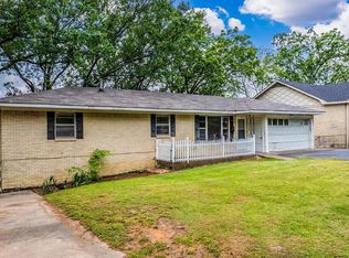 33 Cliffwood Cir, North Little Rock, AR 72118