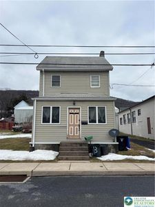 613 William St, Pen Argyl, PA, 18072
