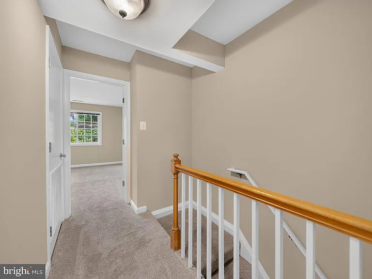 1201 N Van Dorn St — Photo 25