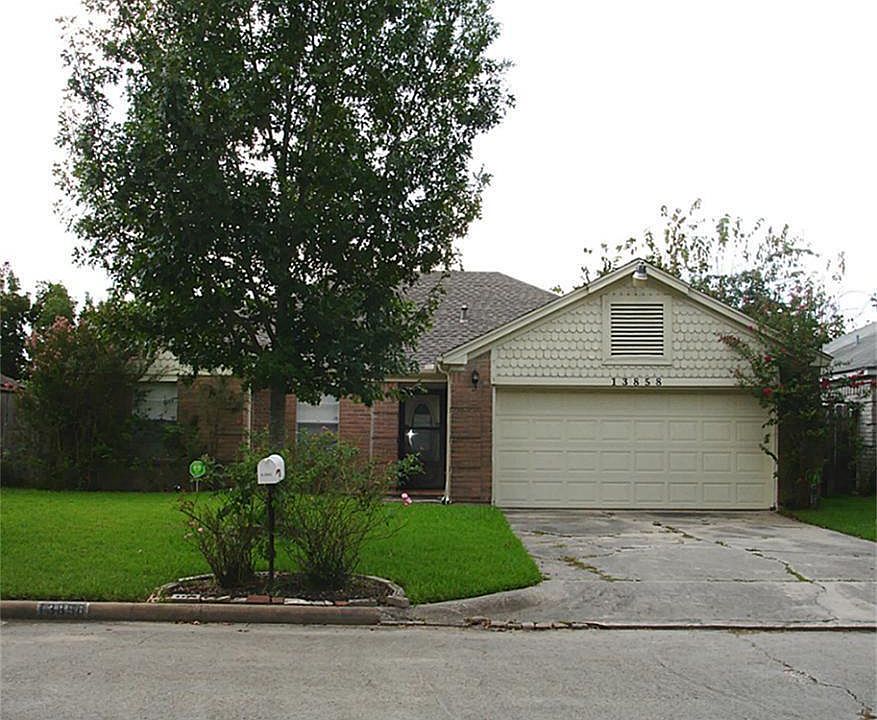 1st image of 13858 Walnut Hollow Ln