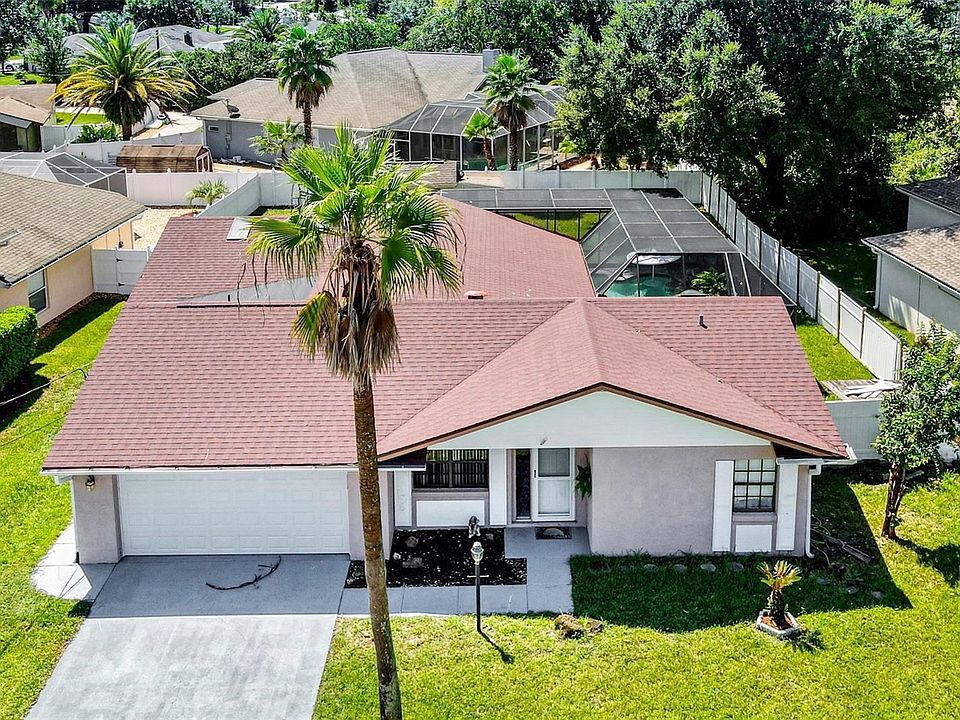 1st image of 82 Wellwater Dr