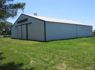 498 Hickory Grove Ln, Hillsboro, MO 63050