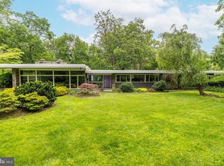 906 Frog Hollow Ter, Jenkintown, PA 19046