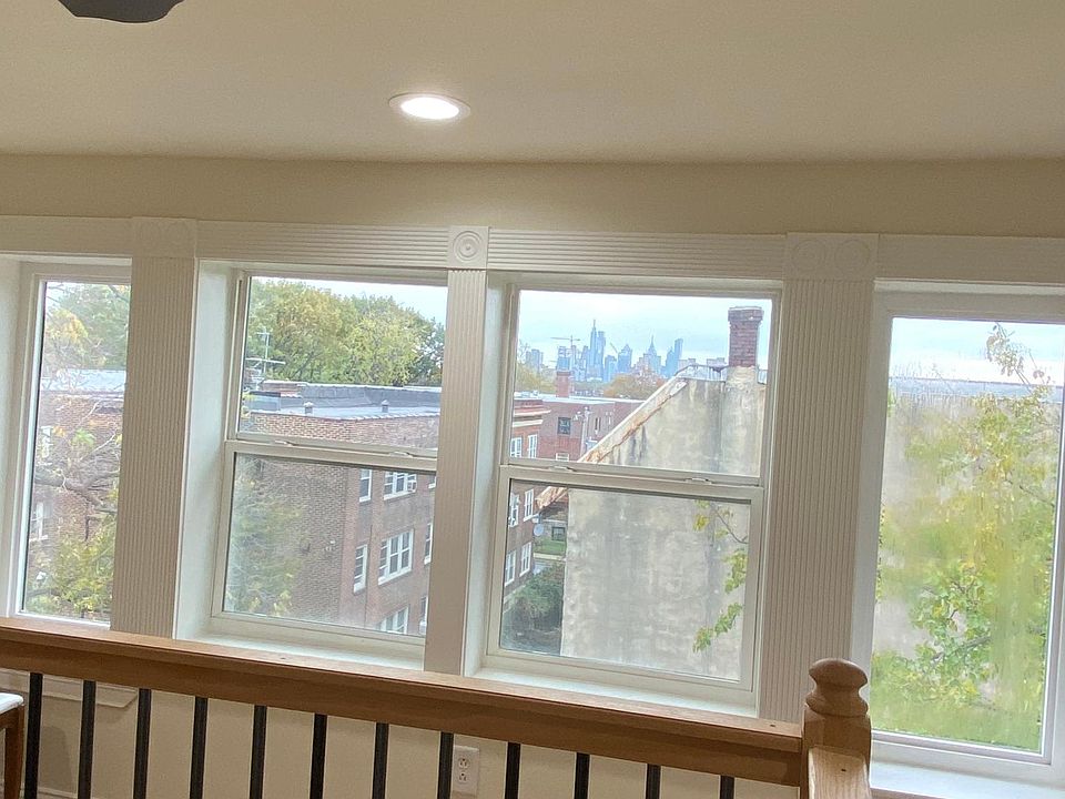 VIEW OF BEDROOM'S WALKWAY