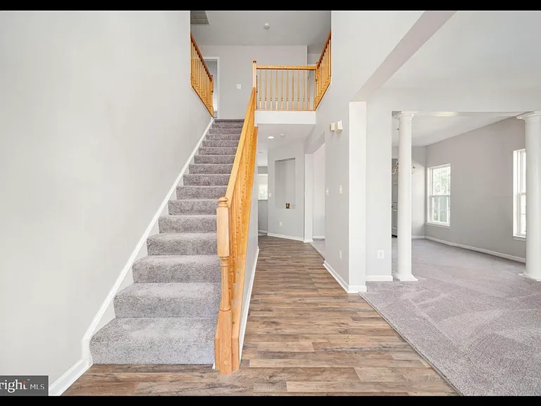9333 Birch Cliff Dr — Photo 4