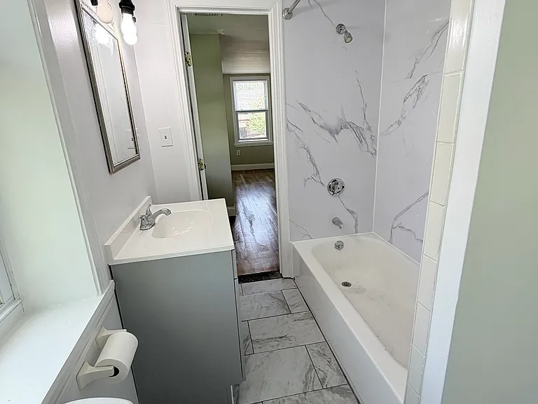 117 Arlington St #B — Photo 4