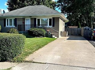 62 Dorothy St, Saint Catharines, ON L2N4A6