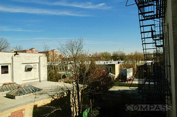 Rented by Compass | media 8