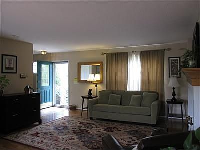 5th image of 6355 Lakearbor Dr
